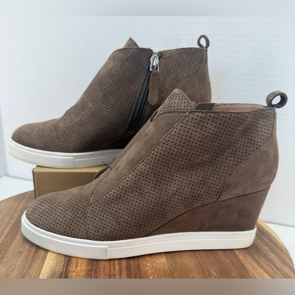 Paolo Shoes - Linea Paolo Anna Brown Suede Wedge Sneakers with Zipper 7